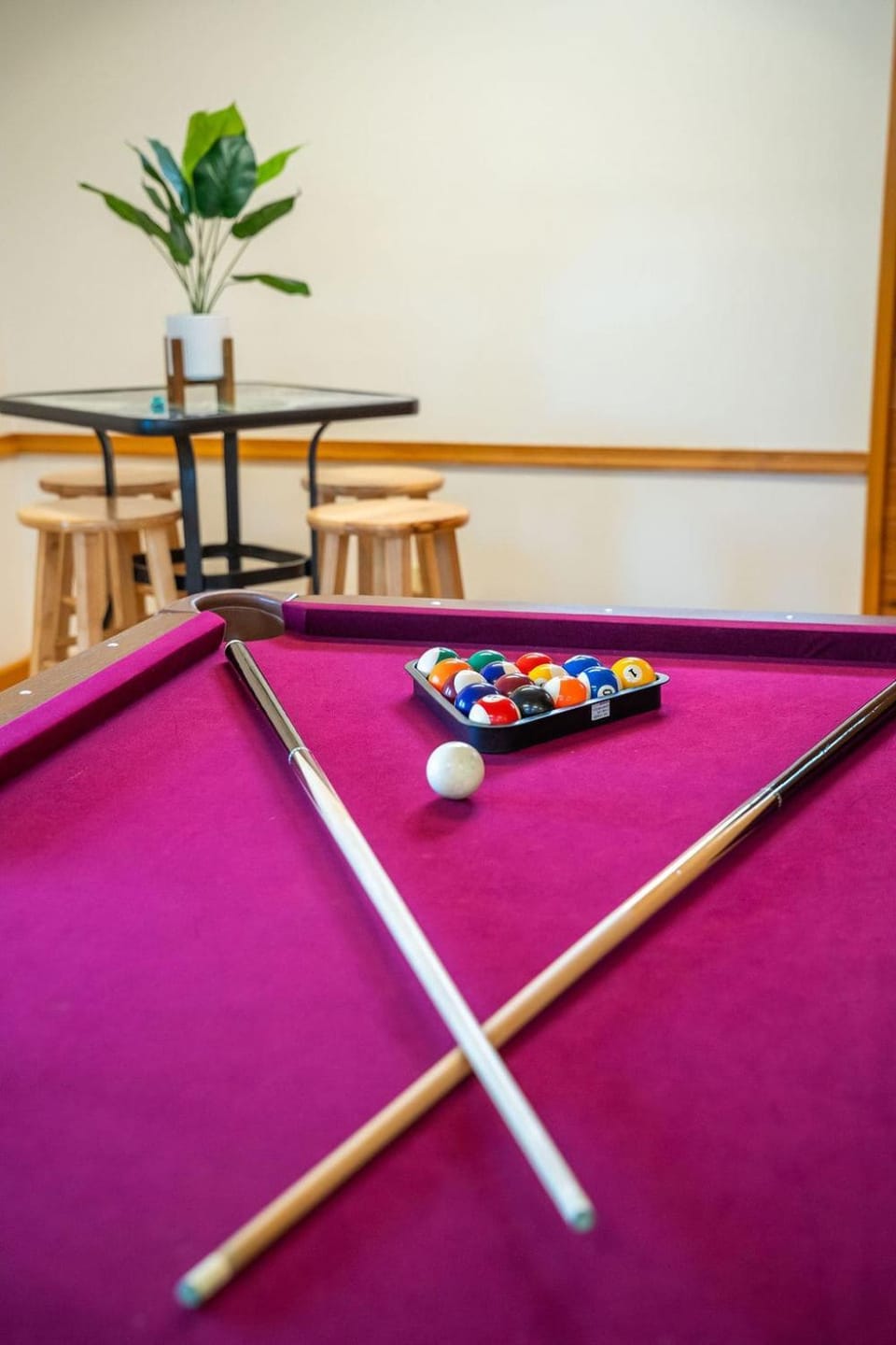 Cabin Otisco Lake Views Fire Pit & Pool Table Cabin in Finger Lakes