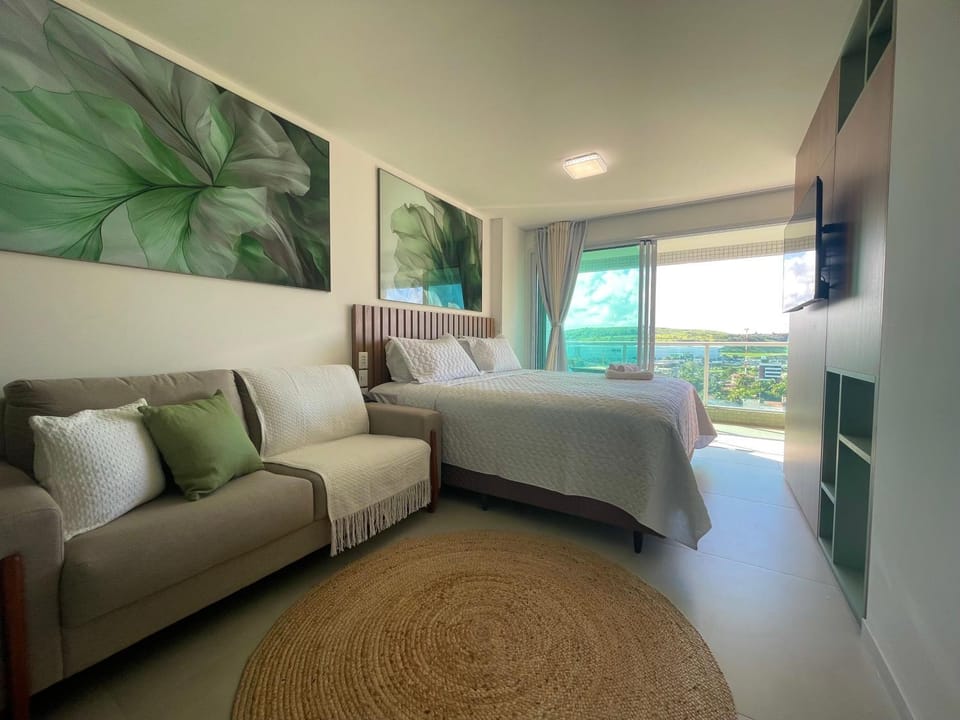Bed, TV and multimedia, Photo of the whole room, Seating area, Bedroom