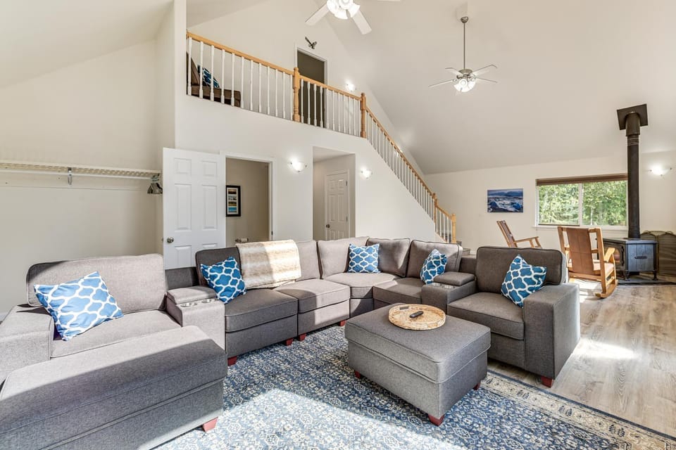 Spacious & Scenic Wasilla Getaway Near Adventures House in Alaska