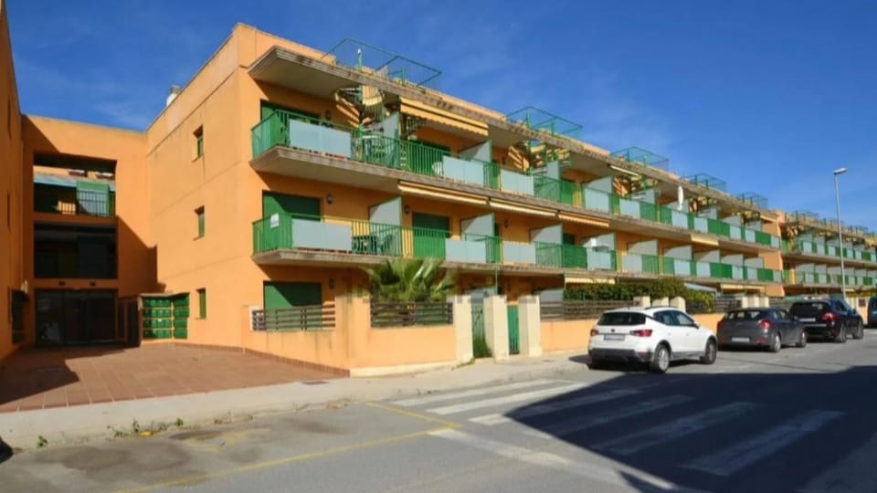 Property building, Off site
