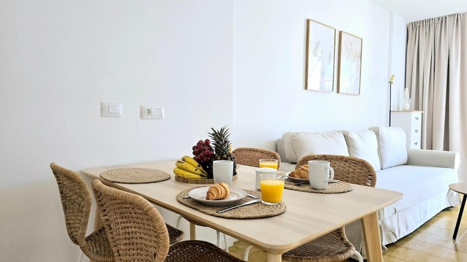 Apartament Amazing Ocean View with heated swimming pool Apartment in Los Cristianos
