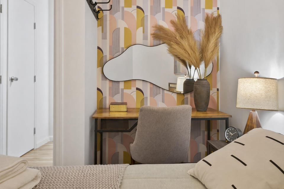 2 BD Tranquil Unit close to Central Park Apartment in Harlem