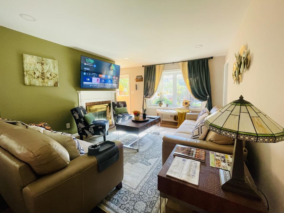 TV and multimedia, Living room, Beach