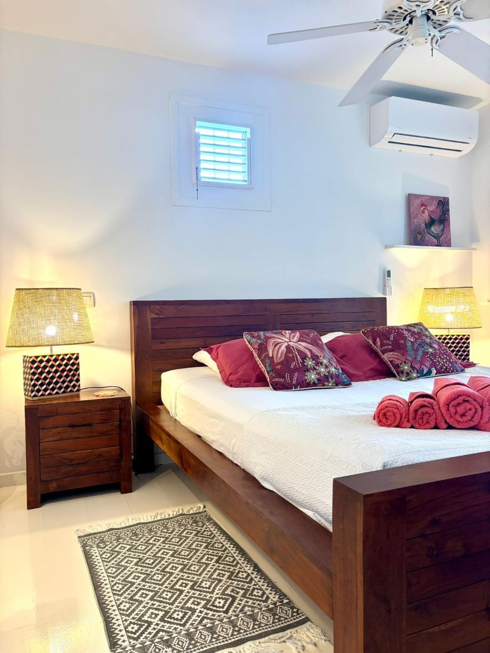 Bed, Bedroom, air conditioner