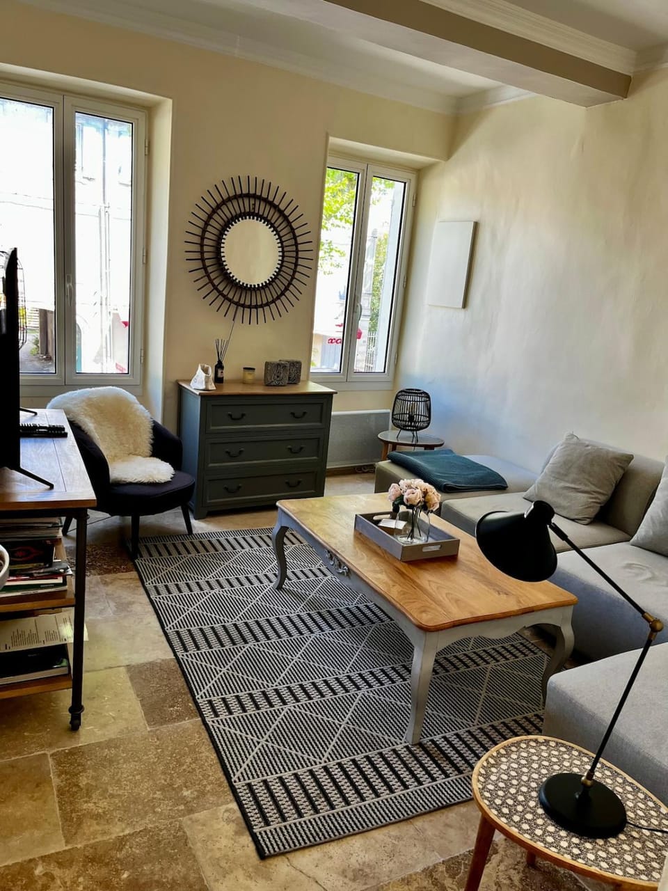 TV and multimedia, Living room, Seating area