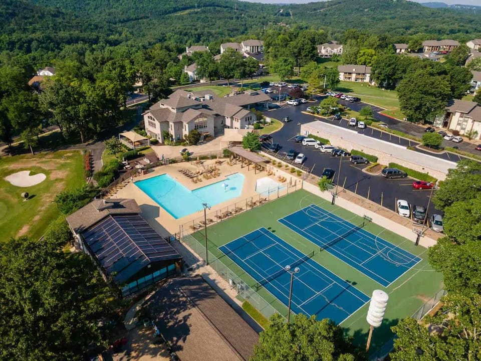 Top Notch - Condo for 6 House in Branson