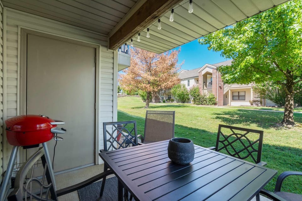 Coffman Escape - Stay for 6 House in Branson