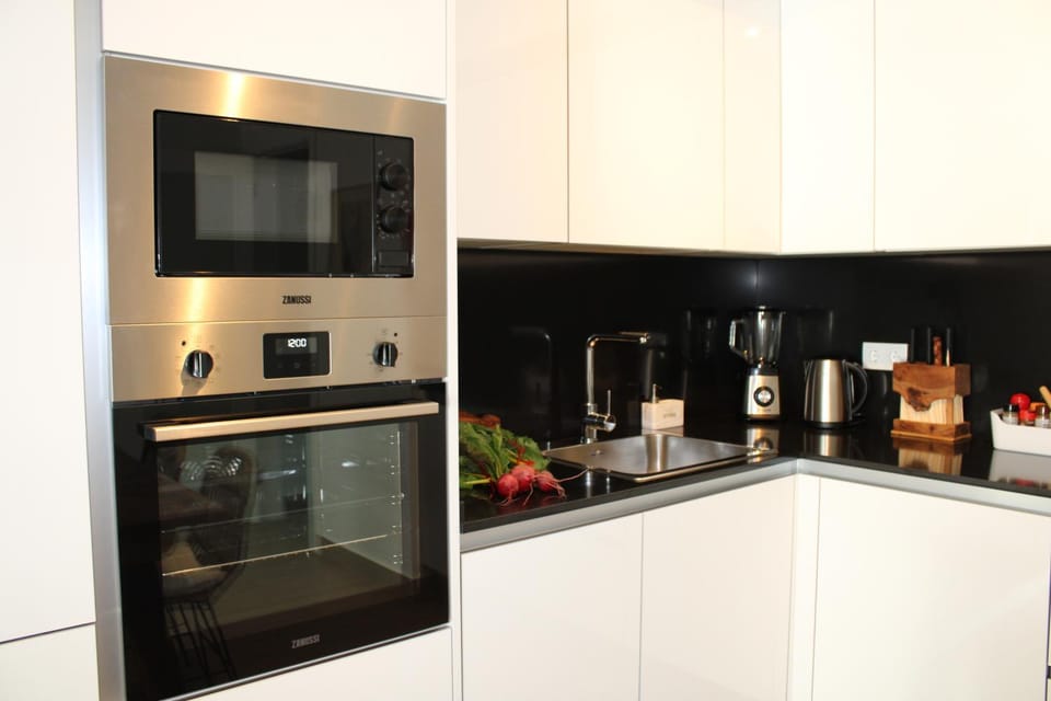 Kitchen or kitchenette, oven