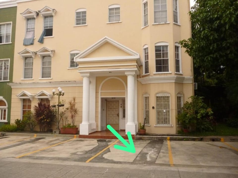 Apartment with an excellent location by Redondel Masferrer San Salvador, El Salvador Apartment in San Salvador