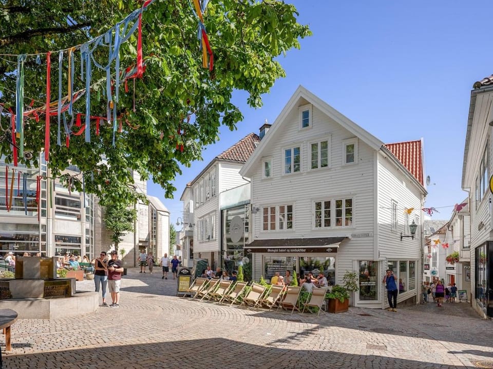 Unique apartment in Stavangers most sentral square Apartment in Stavanger