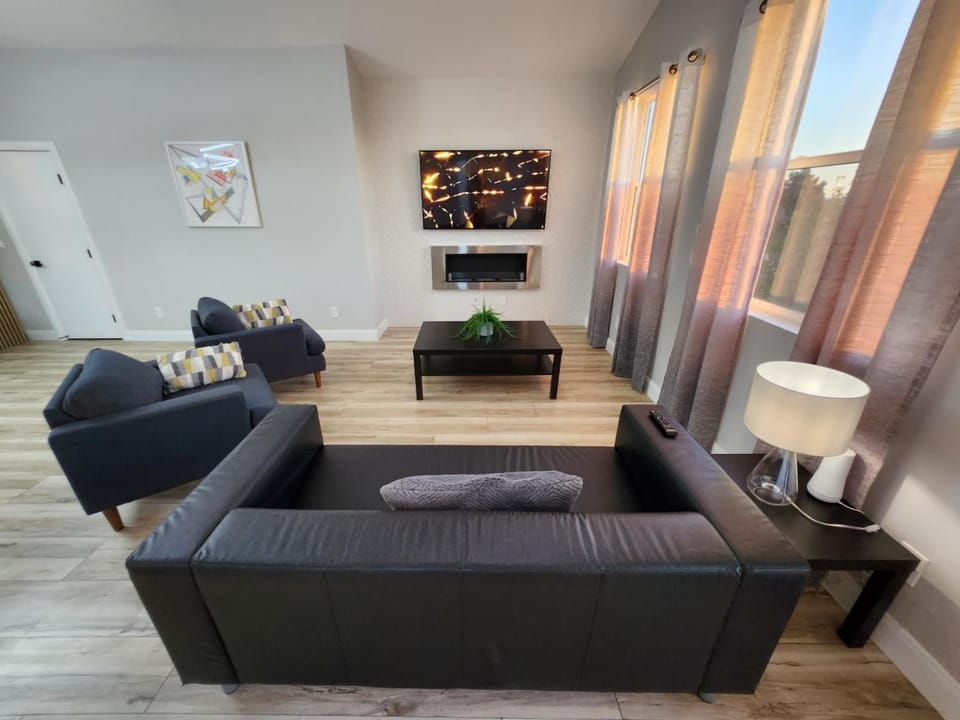 TV and multimedia, Living room