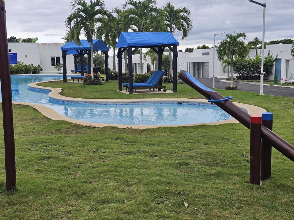 Property building, Swimming pool