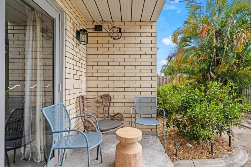 Patio, Seating area
