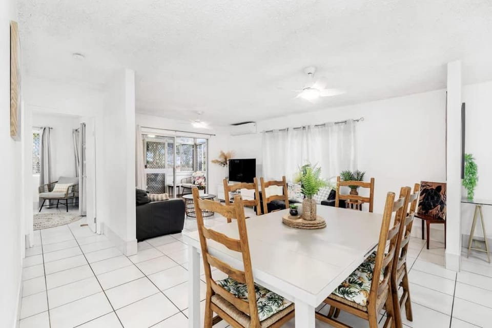 Bay Vista Beachfront Apartment Apartment in Hervey Bay