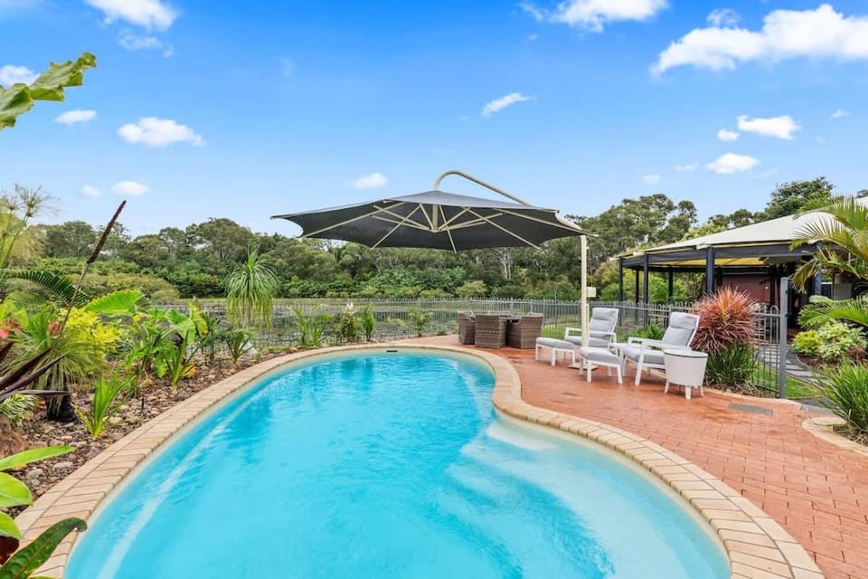 Hervey Bay Lake House House in Hervey Bay