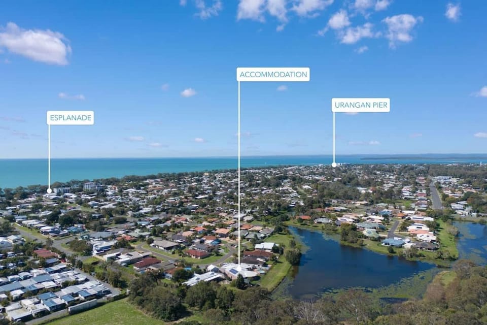 Hervey Bay Lake House House in Hervey Bay