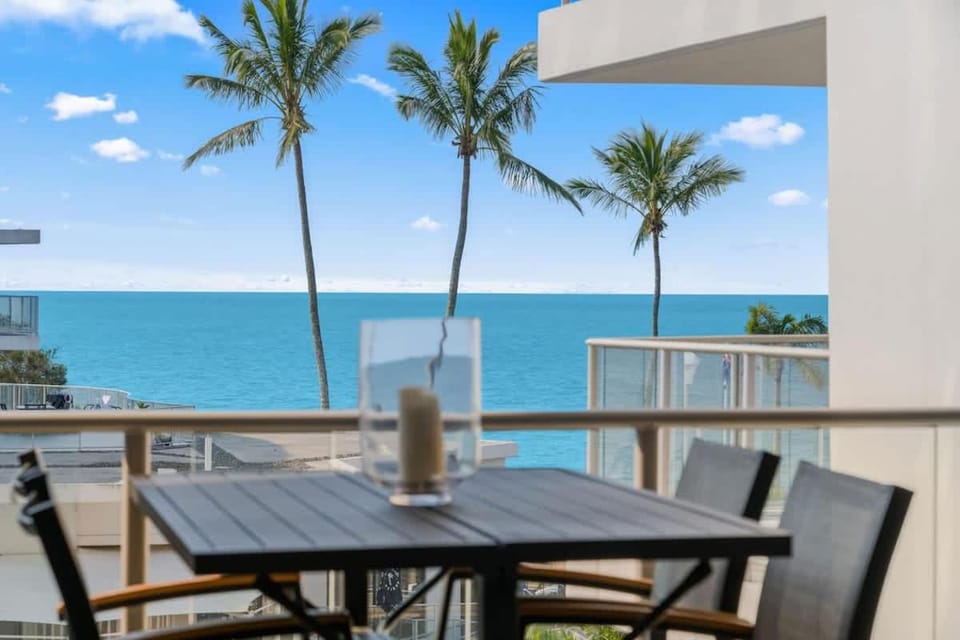 OceanView Escape Beach Resort Apartment in Hervey Bay