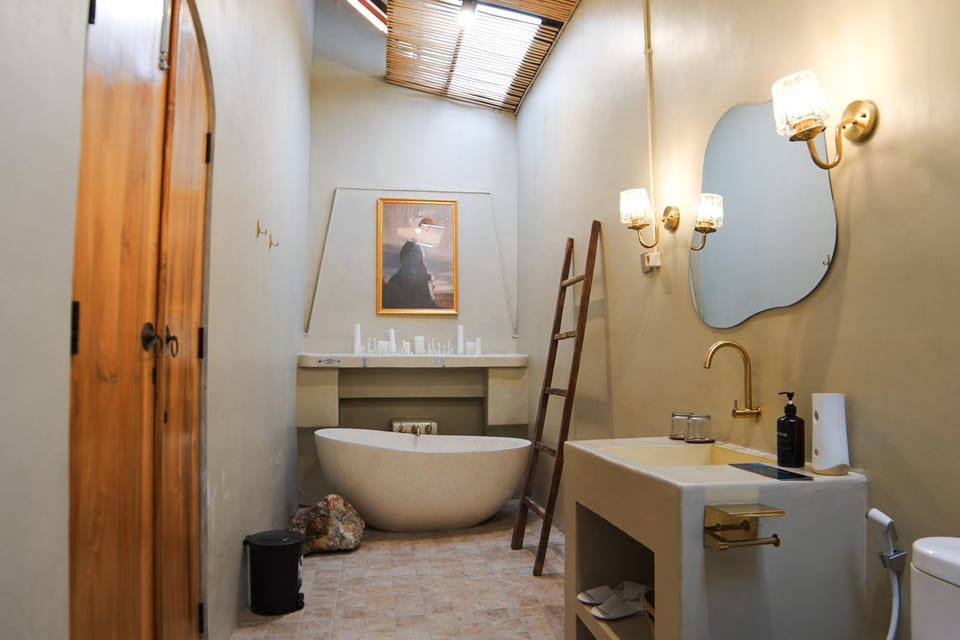 Bathroom, Bath
