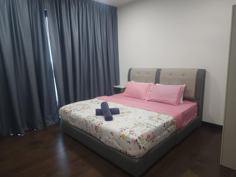 Almas suites c17 by Hairis Homestay Apartment in Johor