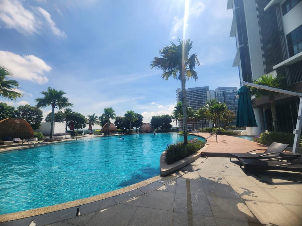 Almas suites c17 by Hairis Homestay Apartment in Johor