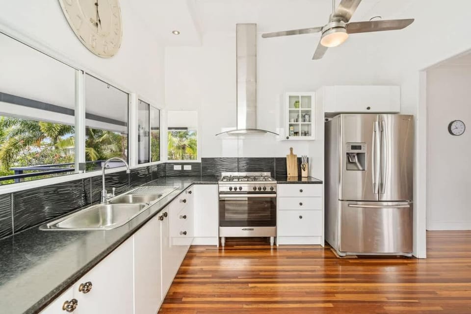The Tropics Resort Style Pool House in Hervey Bay