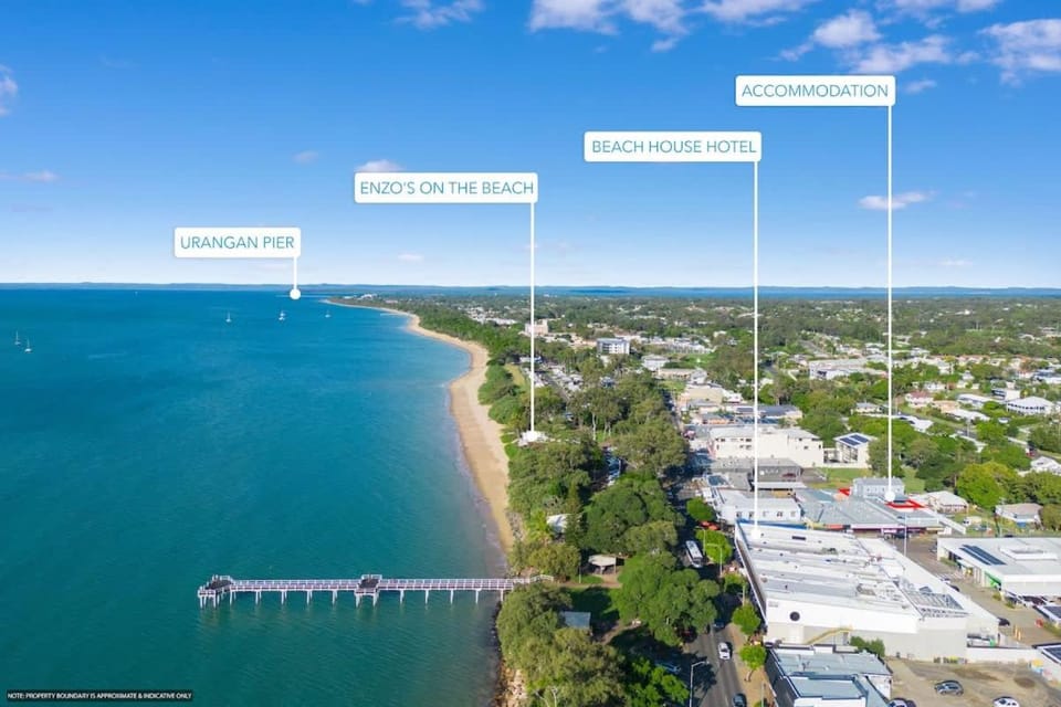 Coastal Hideaway - Great Location House in Hervey Bay