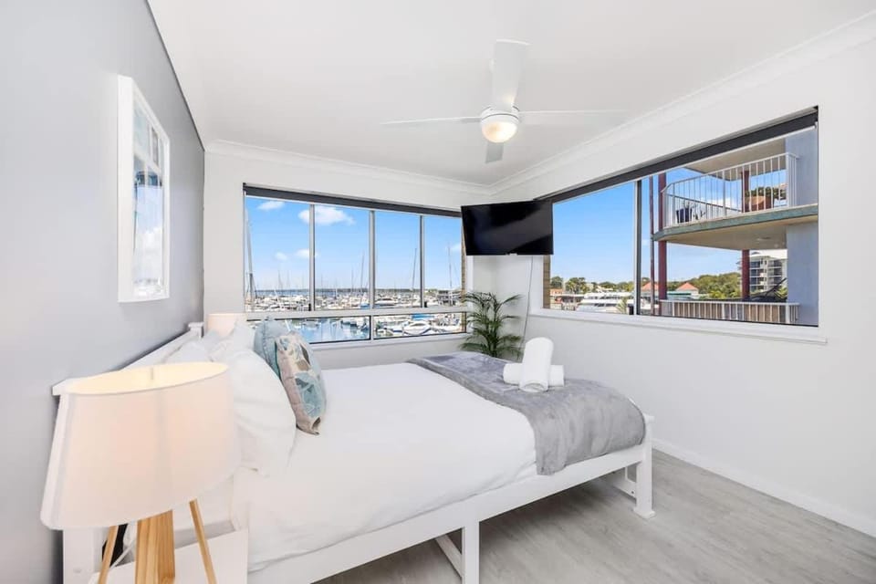 Marina Views Rooftop Apartment Apartment in Hervey Bay