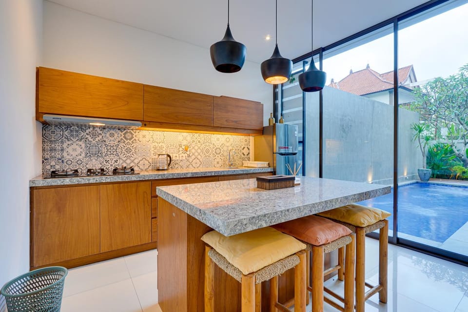 Kitchen or kitchenette, kitchen