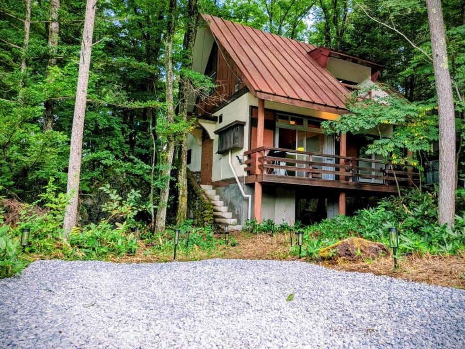 Property building, Day, Natural landscape