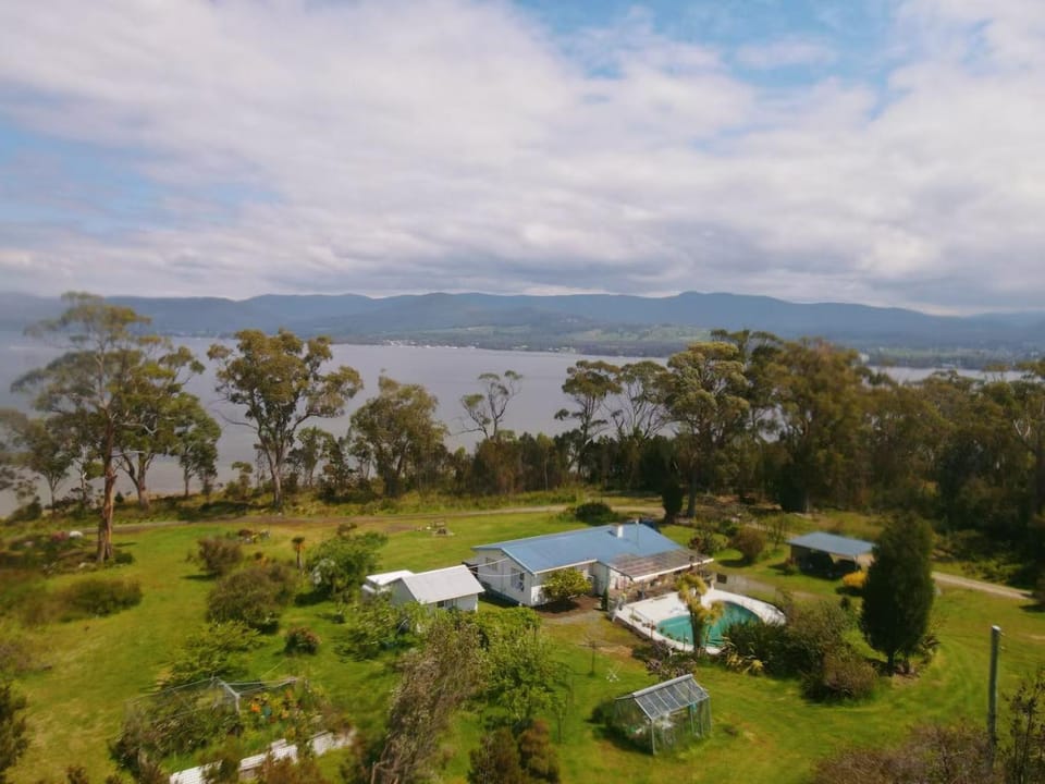 The Seaside House - A little gem by the sea House in Tasmania