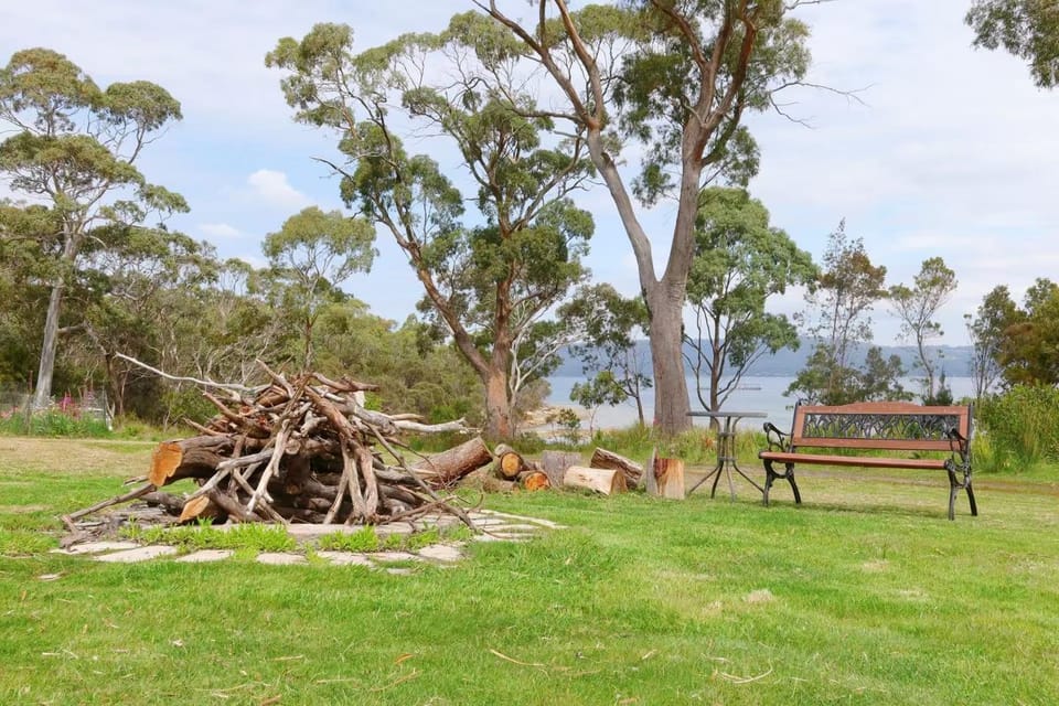 The Seaside House - A little gem by the sea House in Tasmania