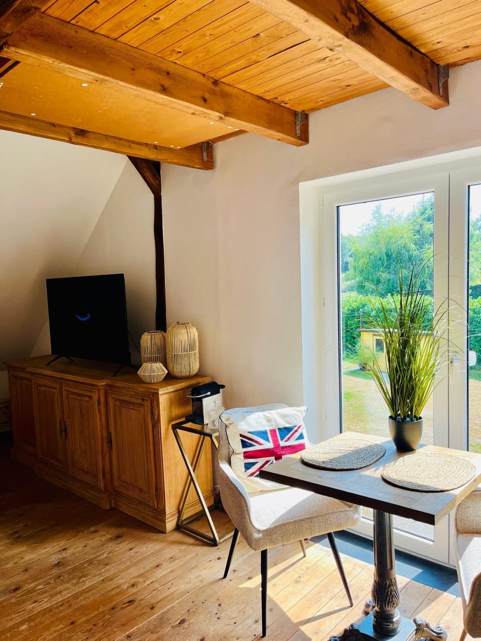 b e d & a g e d e s i g n -large- wunderschönes Zimmer mit Bad - Rechnungserstellung für Geschäftsreisende & Firmen Apartment in North Rhine-Westphalia