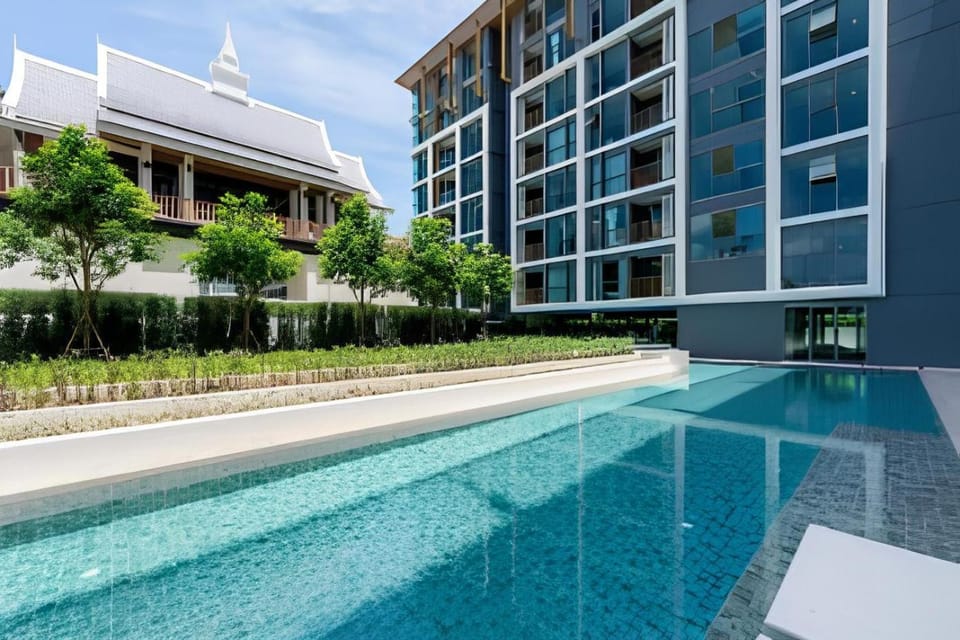 Property building, Garden, Swimming pool, Swimming pool