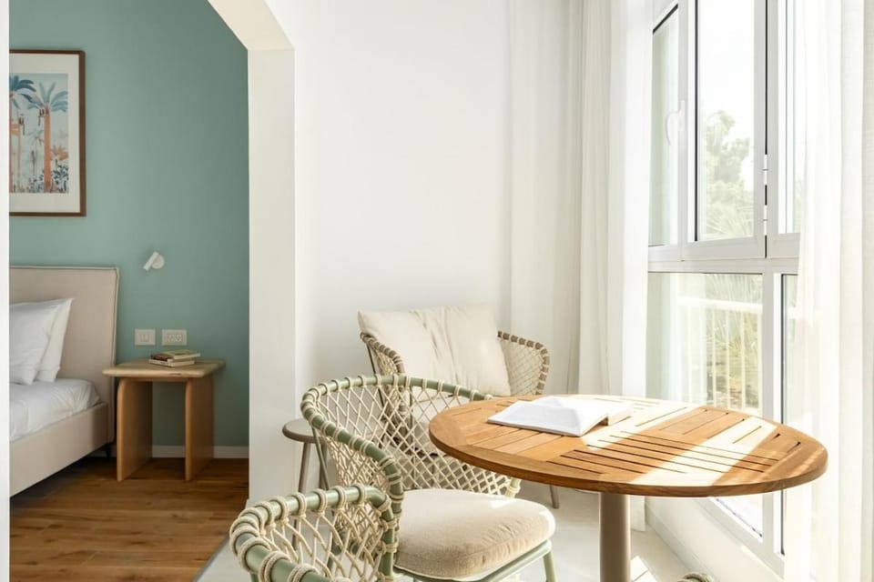 Central 3BR Designer Escape by SeaNRent Apartment in Tel Aviv-Yafo