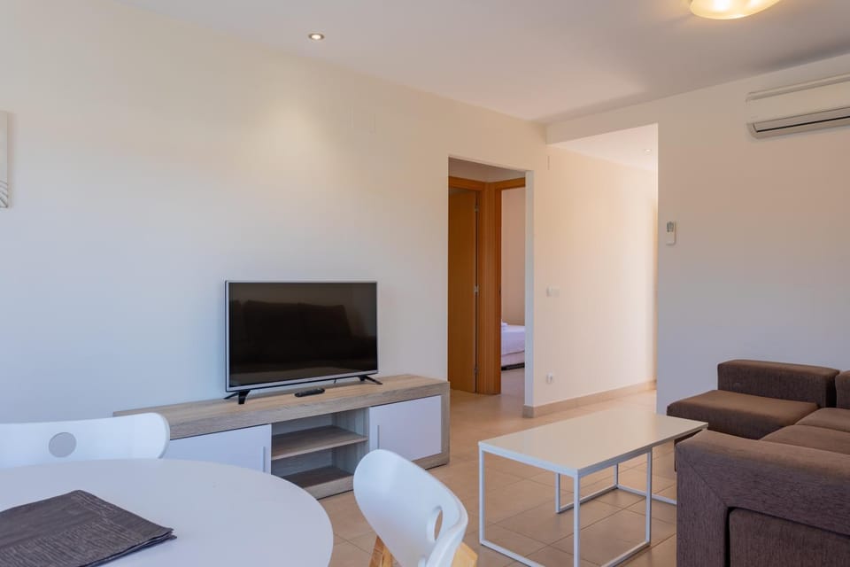 Residencial Super Stop Apartaments Torre Valentina Apartment in Baix Empordà