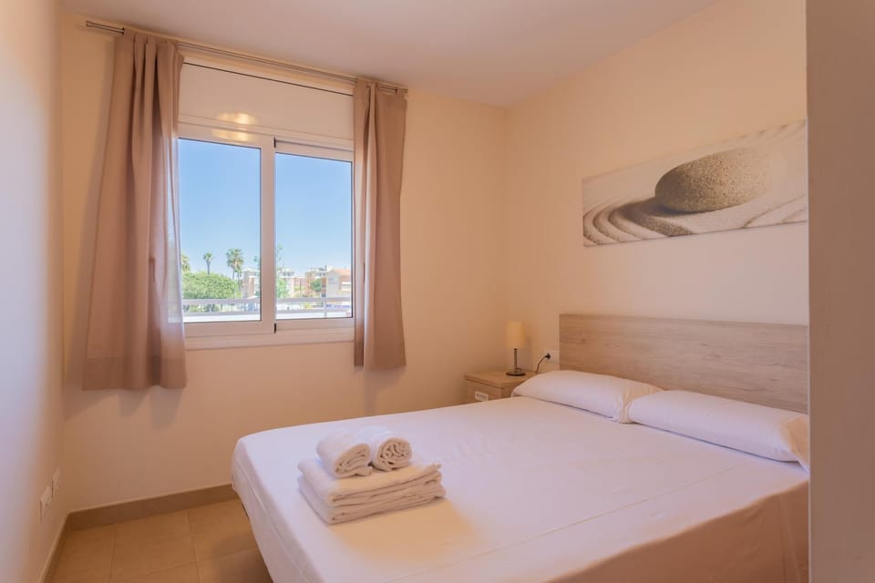 Residencial Super Stop Apartaments Torre Valentina Apartment in Baix Empordà