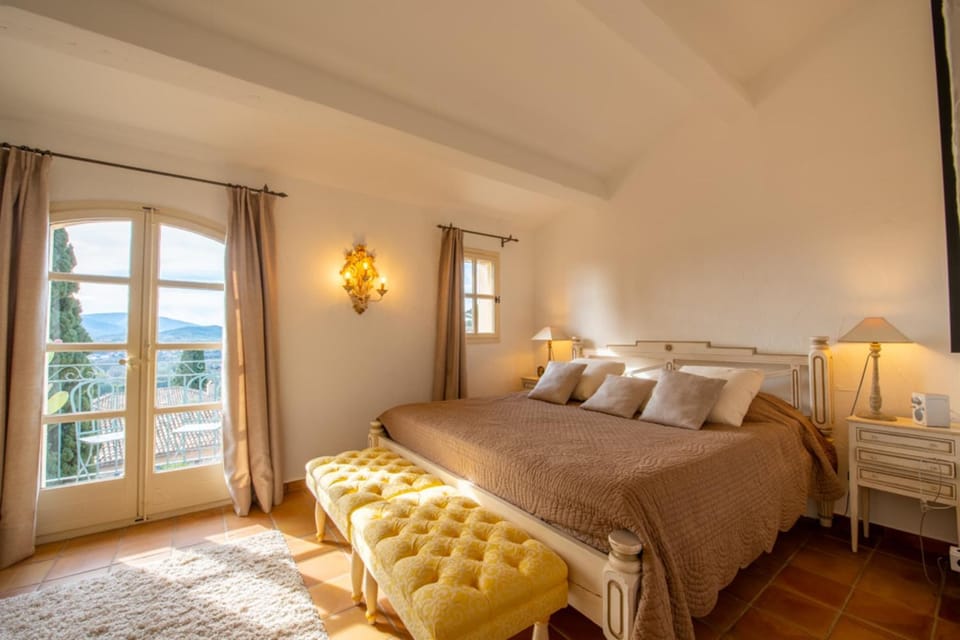 Charming Village House In Grimaud House in Cogolin