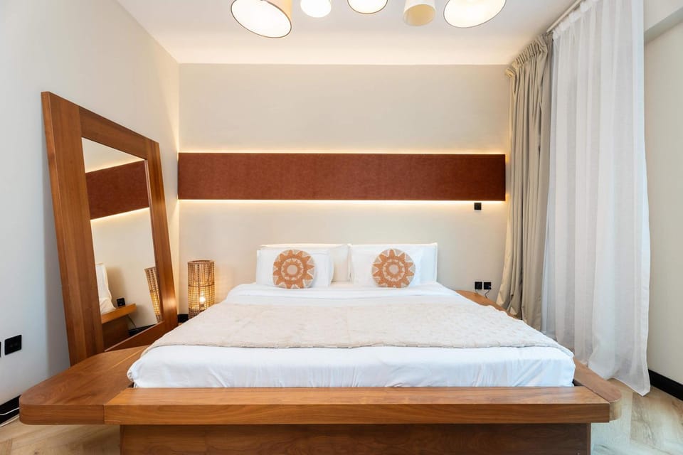 Spacious 2BR Dubai Marina & City Views Apartment in Dubai