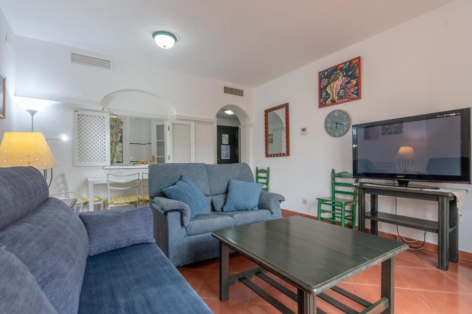 Communal lounge/ TV room, Living room