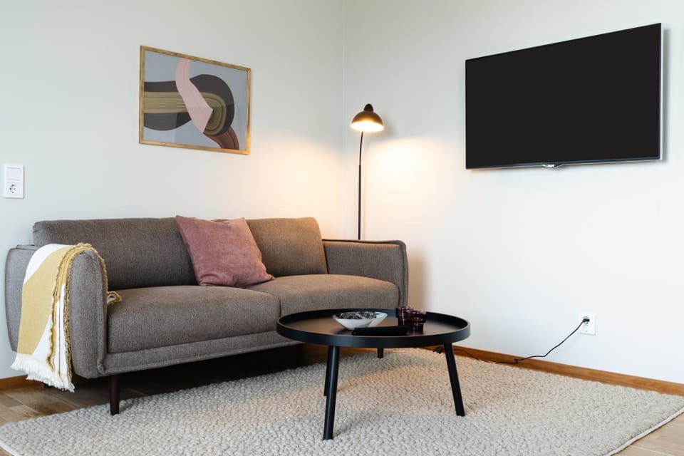 TV and multimedia, Seating area