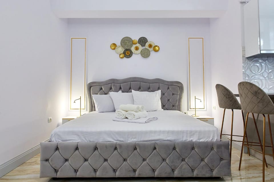 Bed, Decorative detail