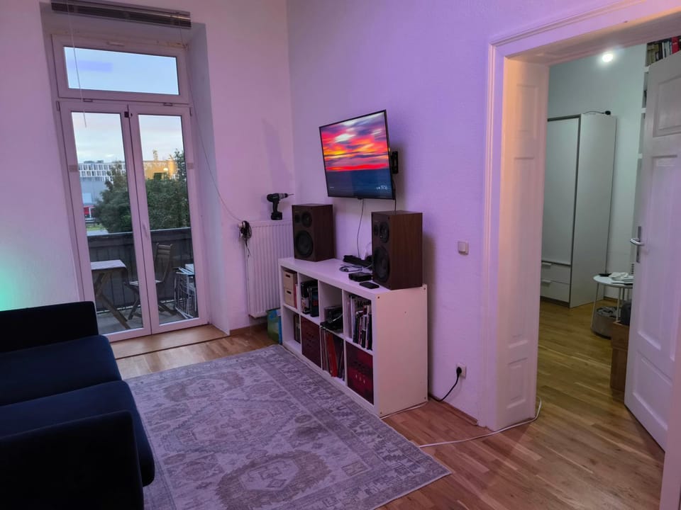 TV and multimedia, Living room