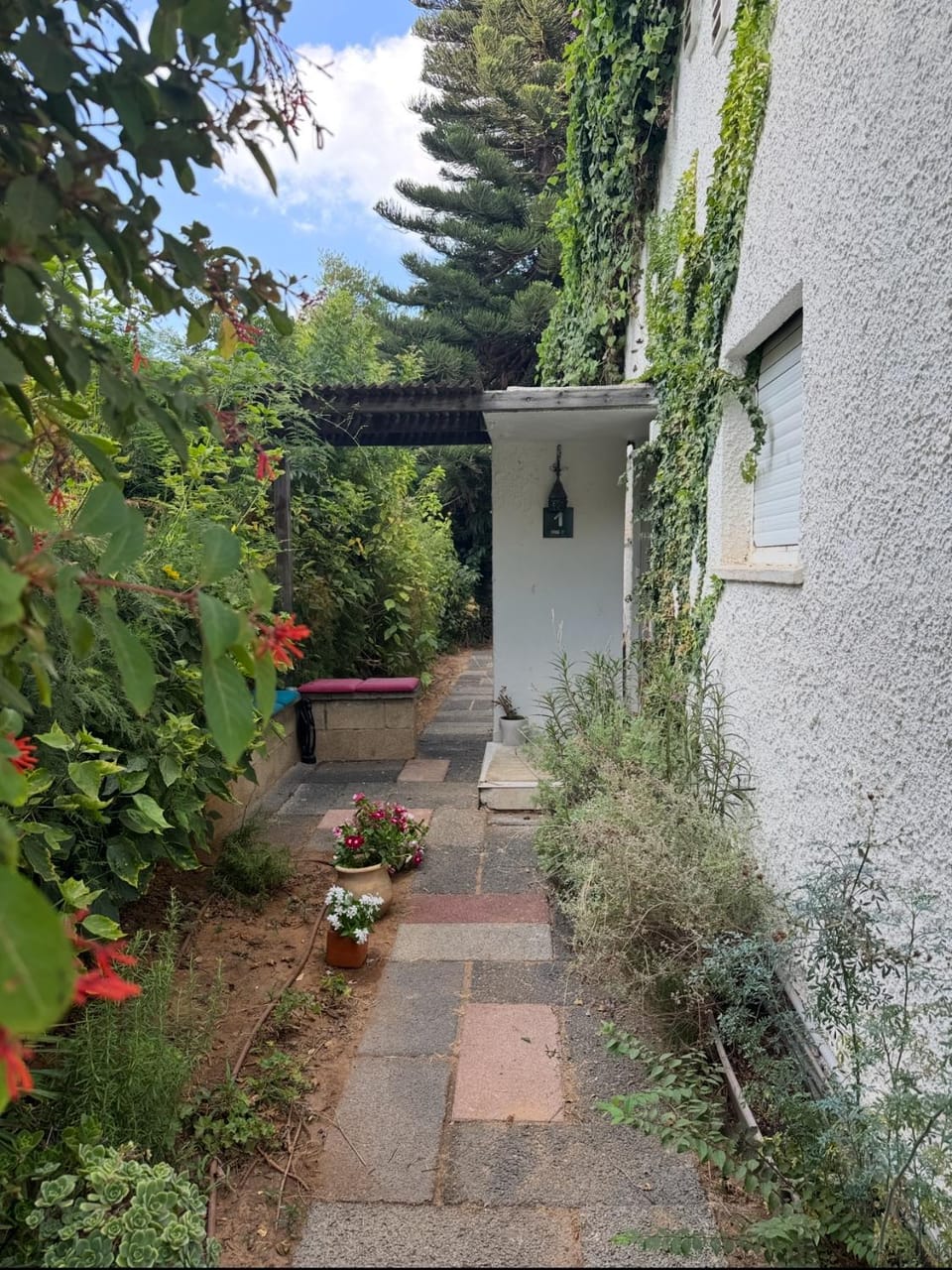 Cottage near the beach House in Herzliya