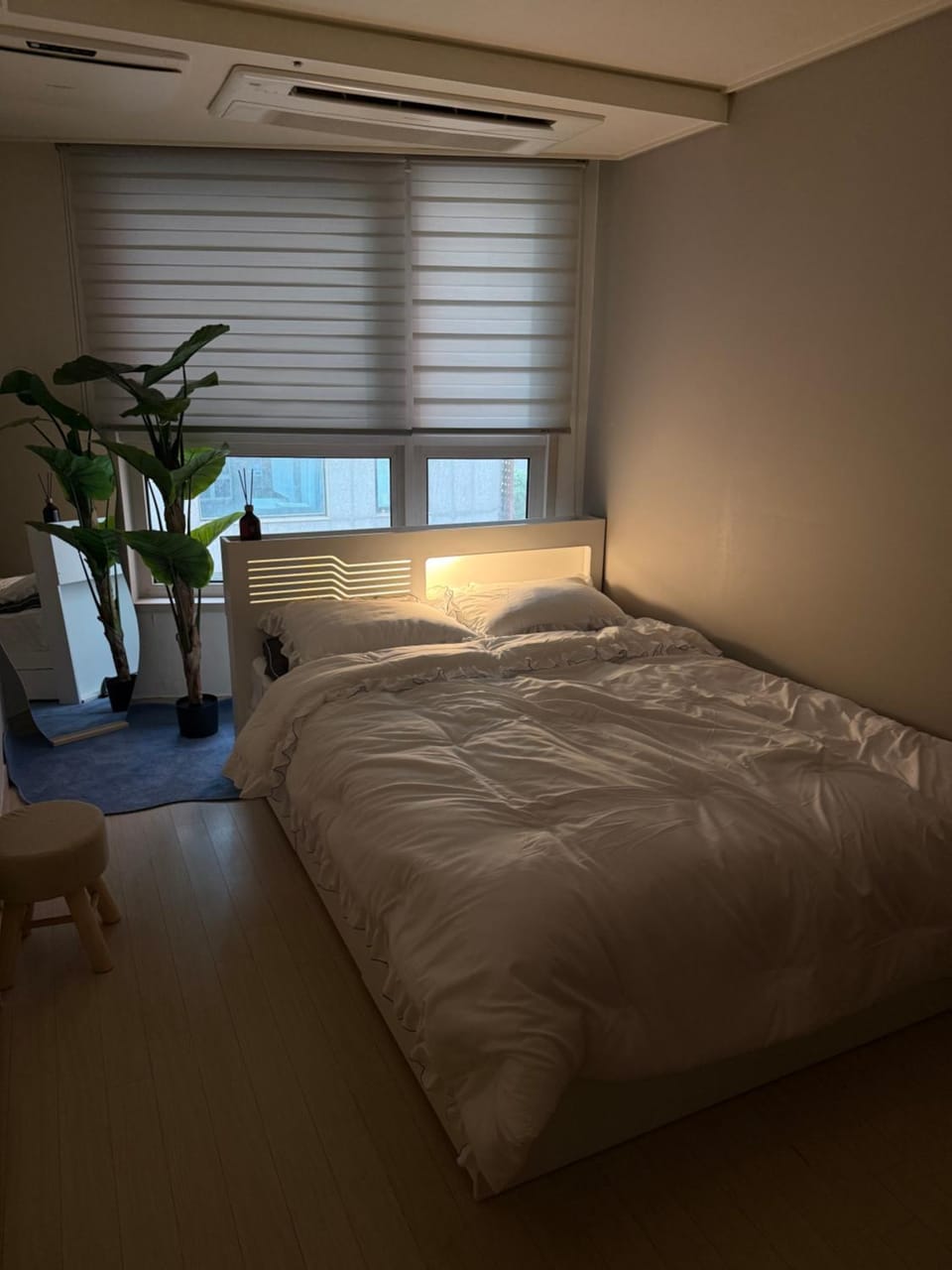 gangnam sinnonhyeon #2518 Apartment in Seoul