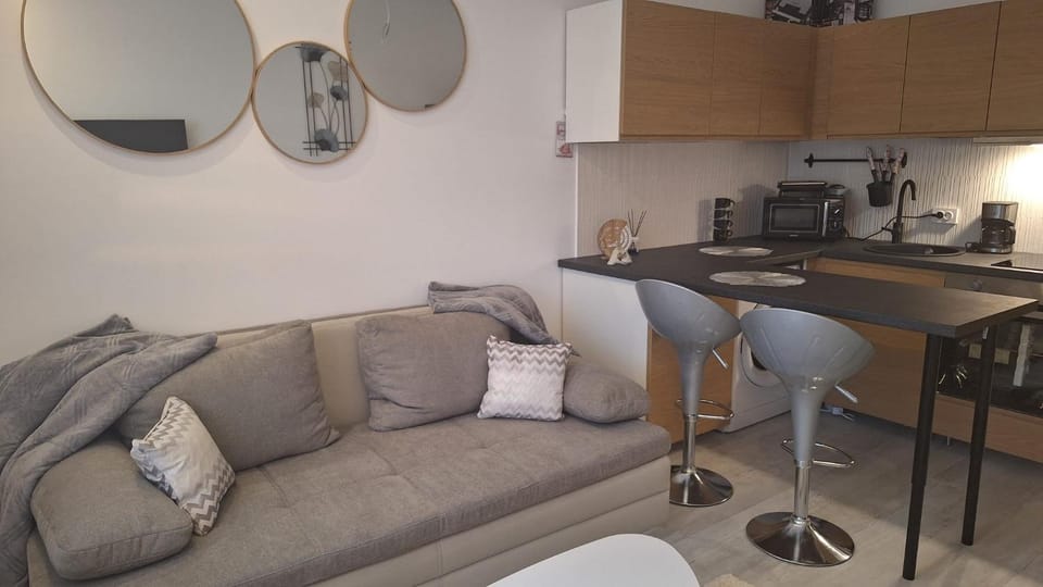 Iris Studio Rin Residence Apartment in Bucharest