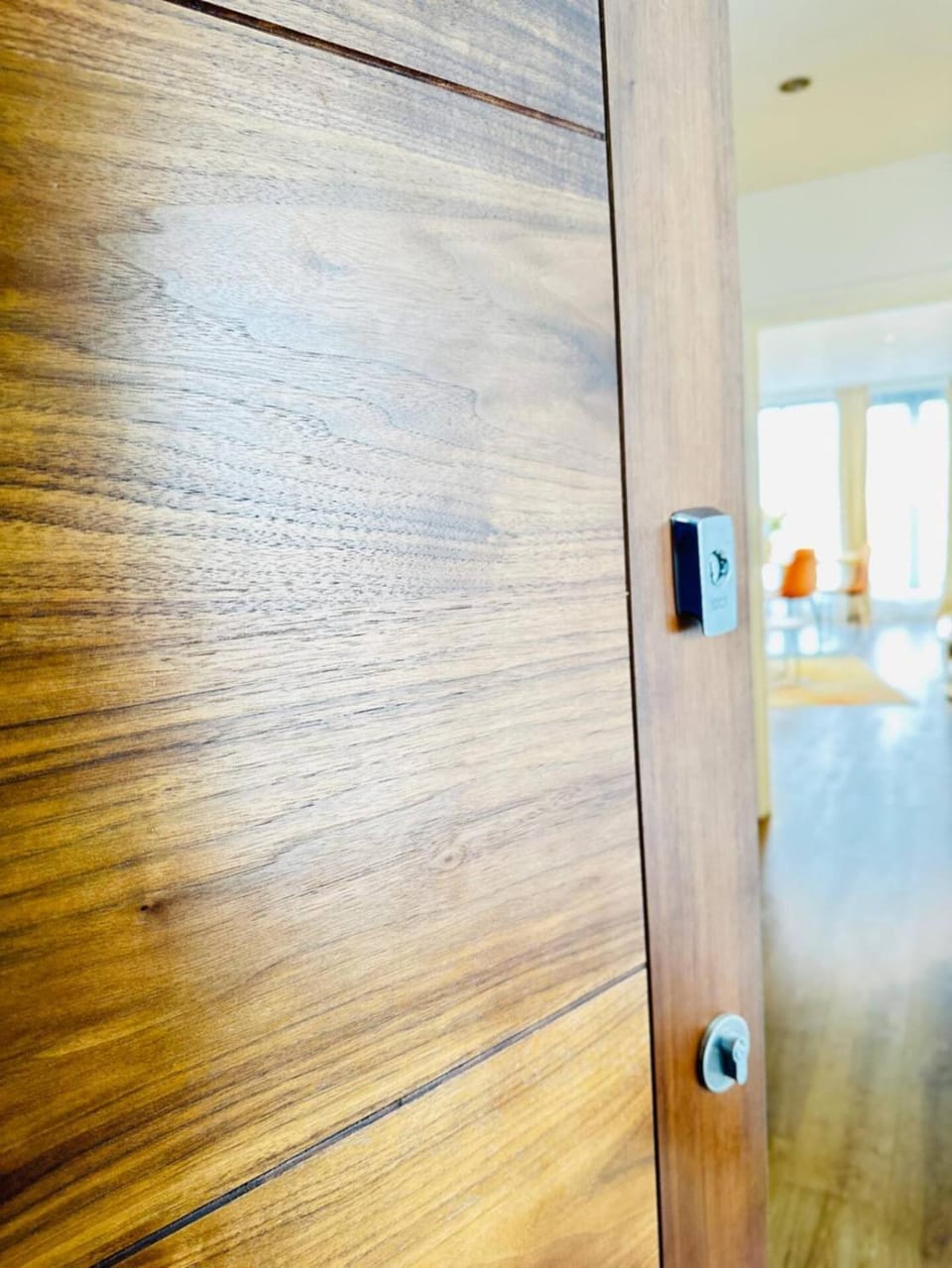 Gorgeous two bedroom luxury Apartment sleeps 6 Apartment in Brentwood