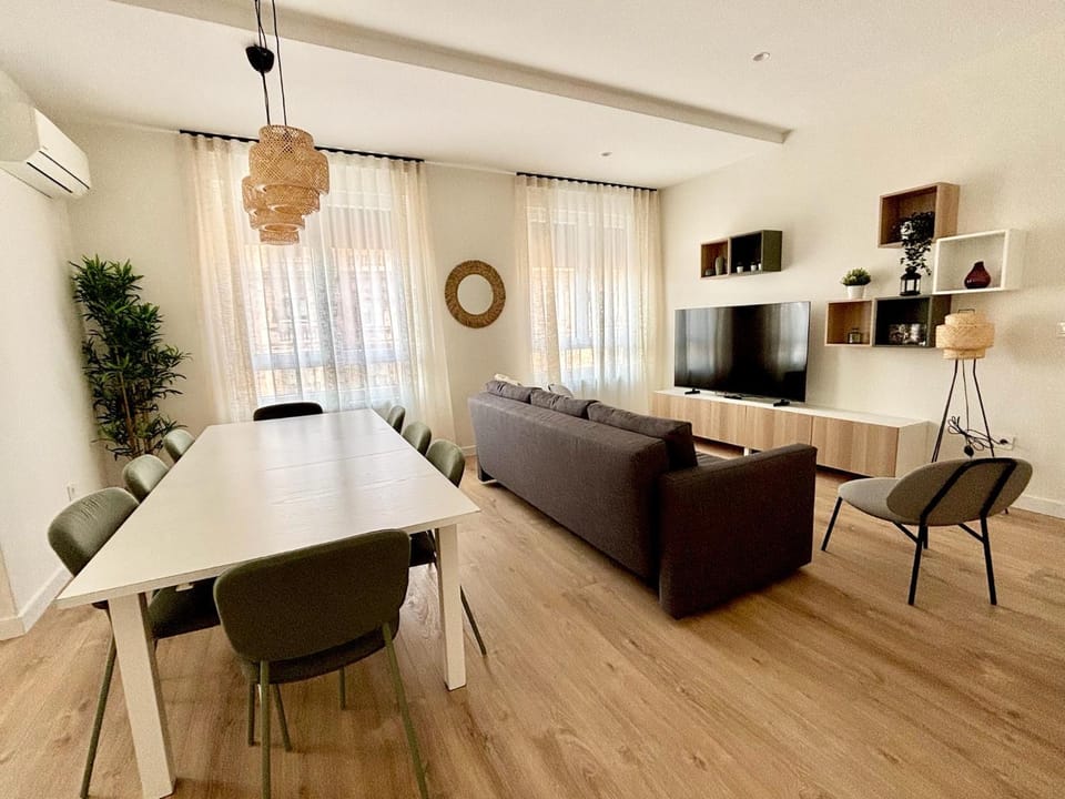 Espacios Blanco Santiago Apartment in Valladolid