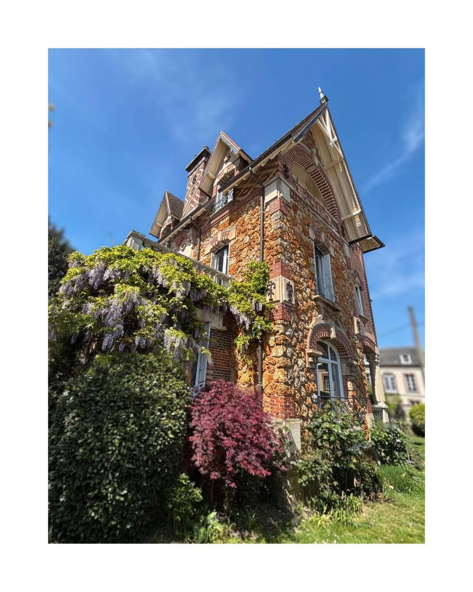 Le Lierre et La Rose Bed and Breakfast in Normandy