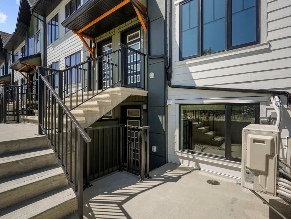 Exquisite 1-Bdr Condo Apt Apartment in Calgary