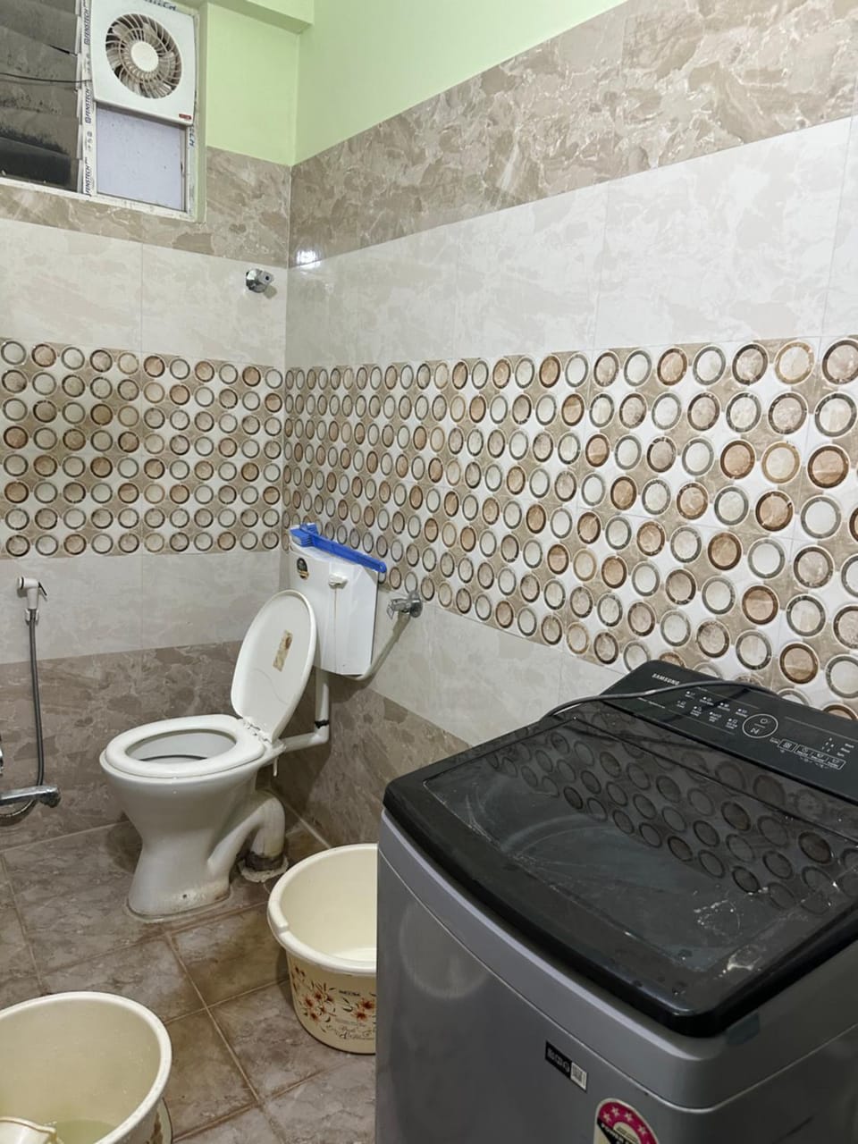 2bhk furnished Guest House Apartment in Hyderabad